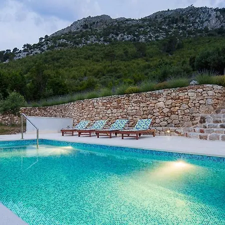 Kuce Hvar Vila